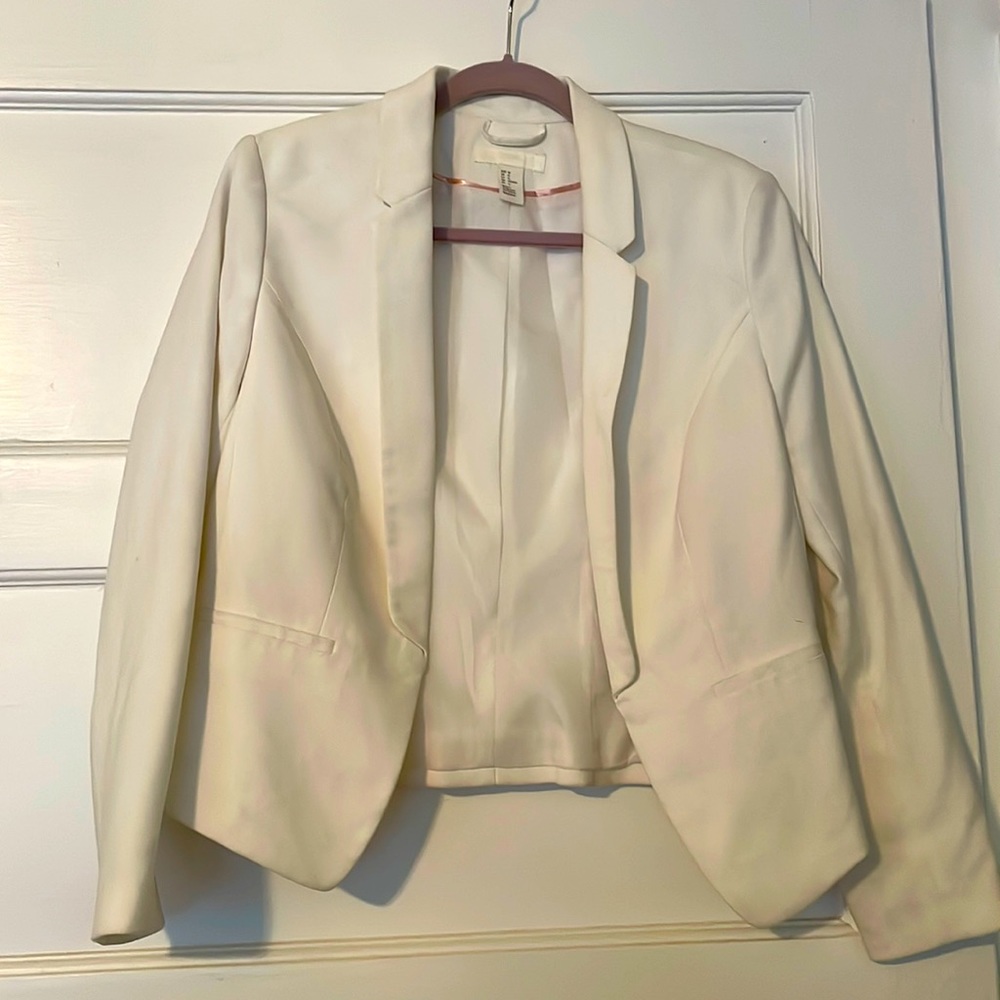 H&M white blazer - gently worn excellent condition sz 12